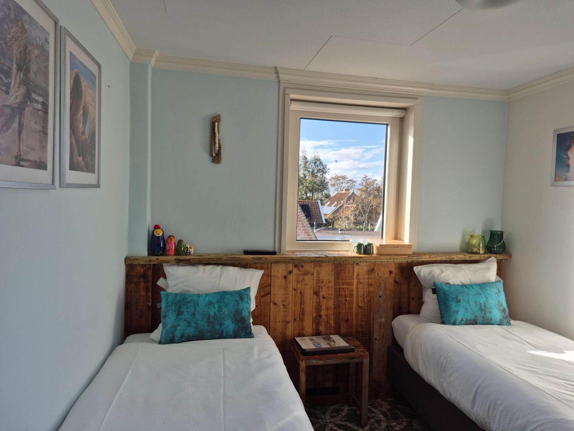 B&B De Wadvaarder Midsland Luaran gambar